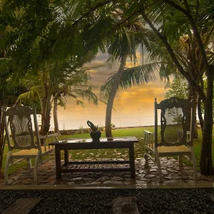  Hotel Hiru Lagoon Sri Lanka